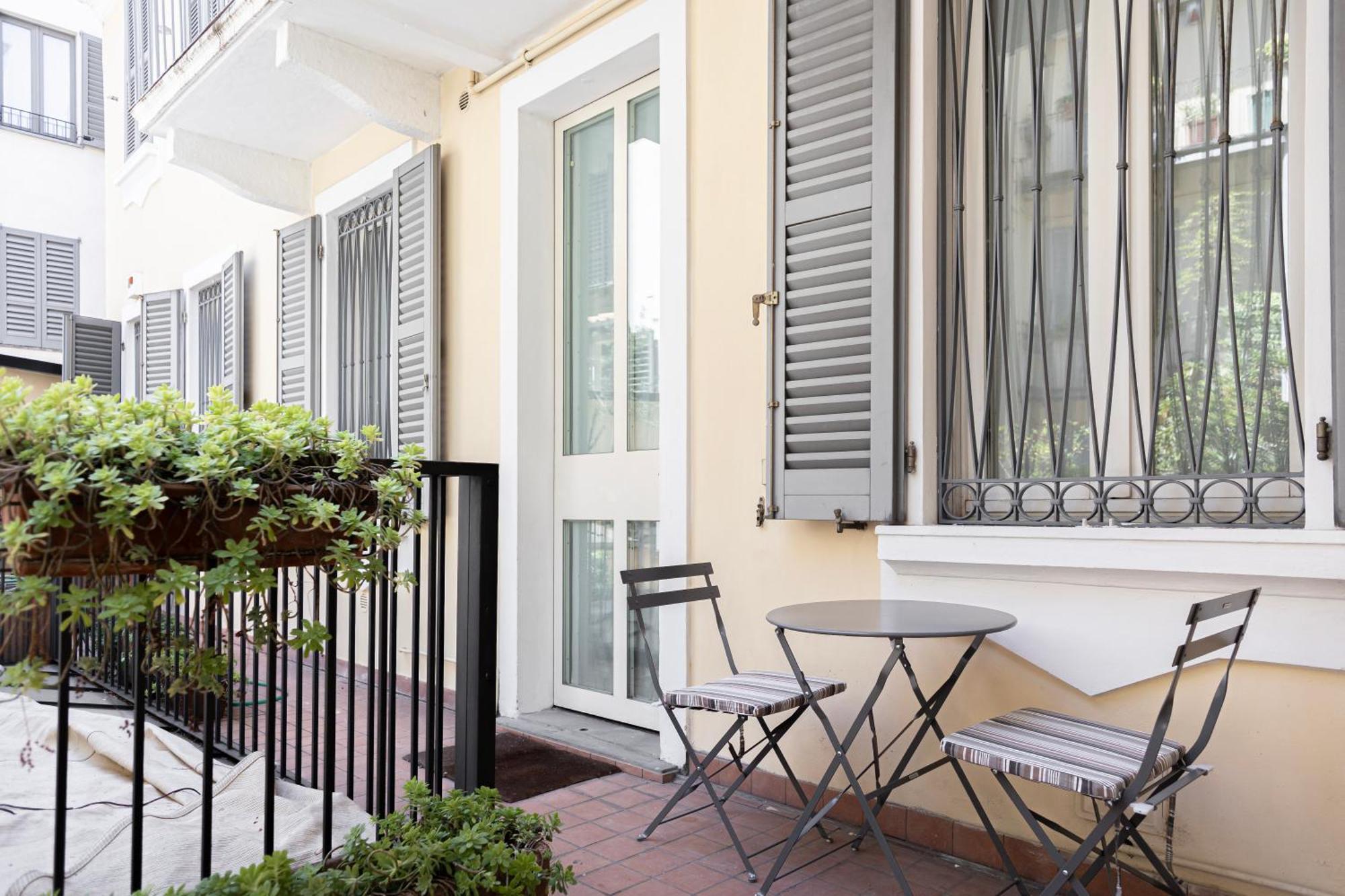 Elegante Bilocale In Montenapoleone - Brera Milan Exterior photo